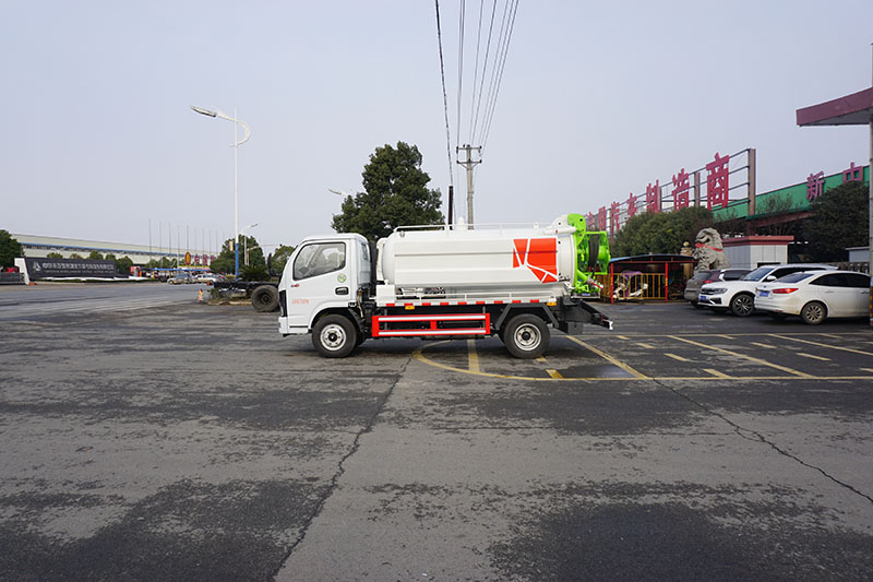 XZL5040GQW6 Cleaning and suction-type sewer scavenger