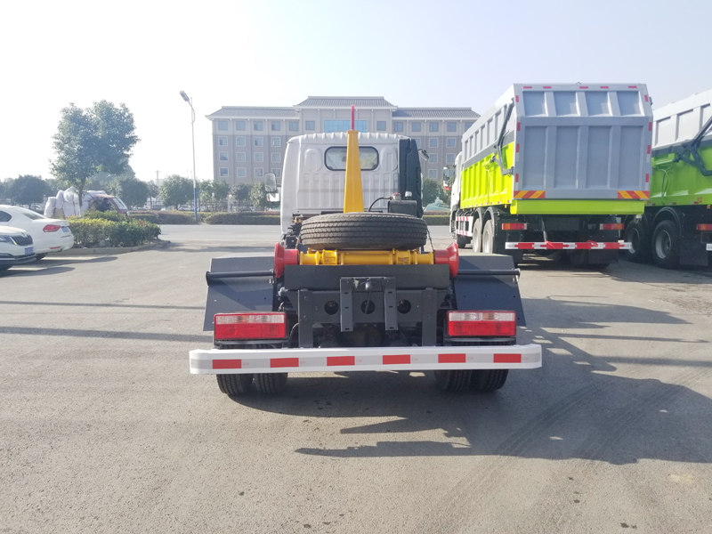 XZL5070ZXX6 Roll-off skip garbage vehicle