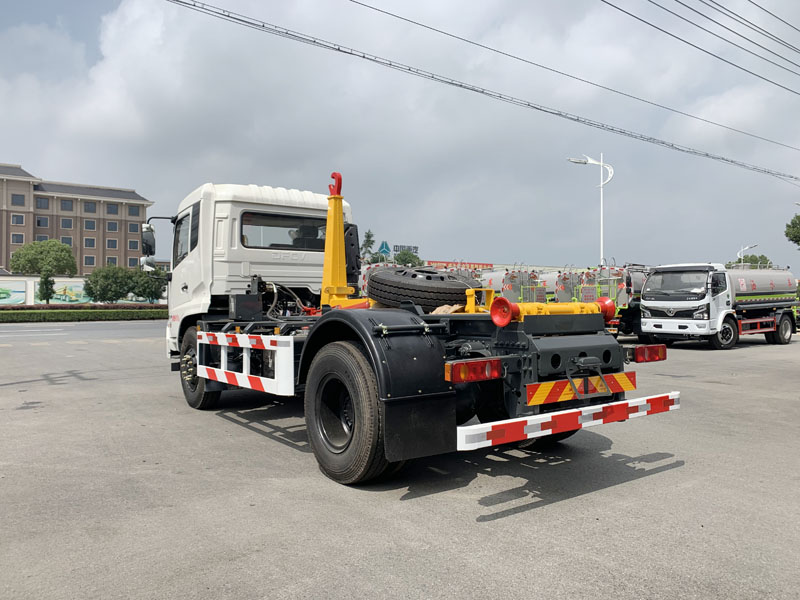 XZL5182ZXX6 Roll-off skip garbage vehicle