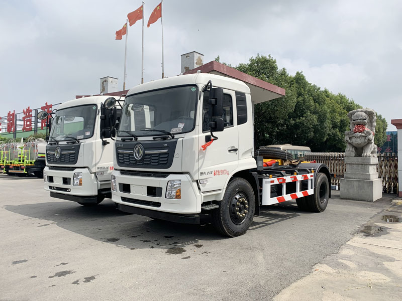 XZL5182ZXX6 Roll-off skip garbage vehicle