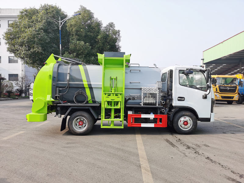 Kitchen garbage vehicle