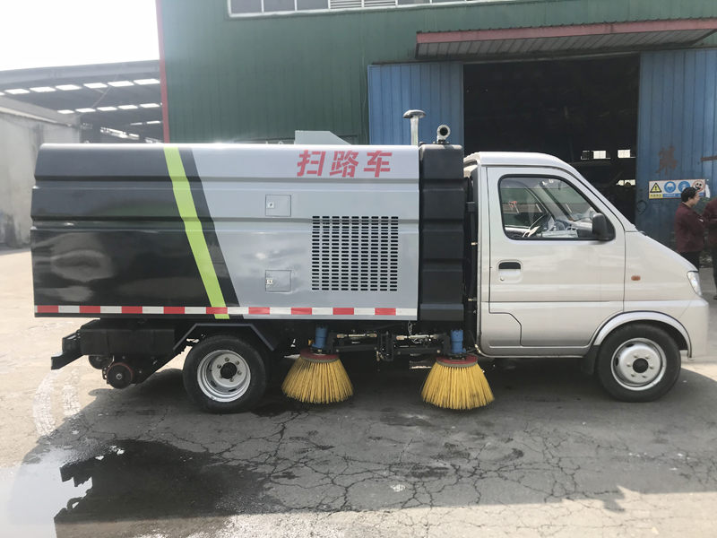 XZL5032TSL6 Sweeper truck