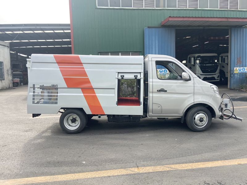 XZL5032TYH6 Pavement maintance truck