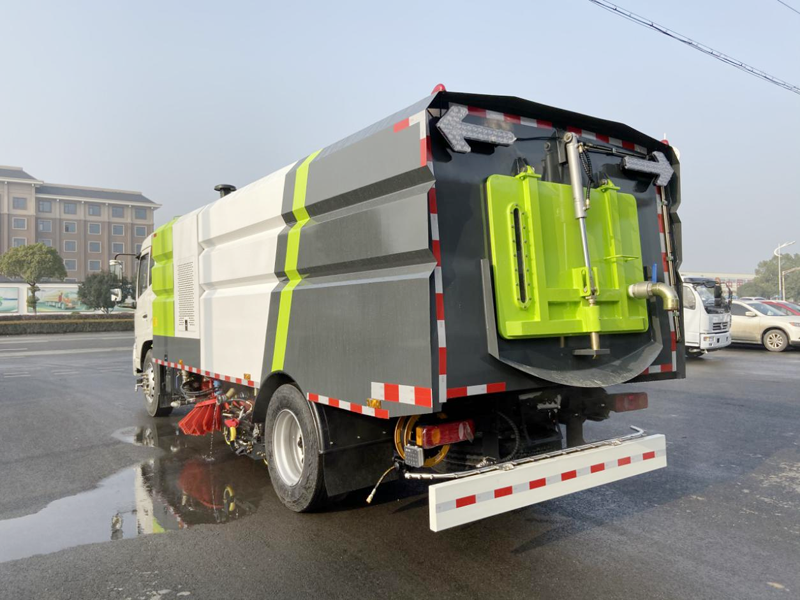 XZL5182TXS6 Cleaning sweeper truck