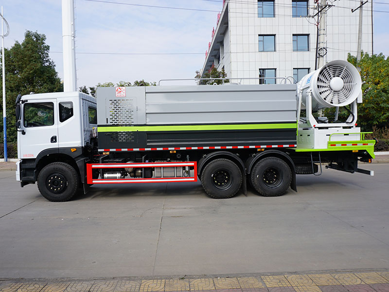  Multi-purpose anti-dust truck