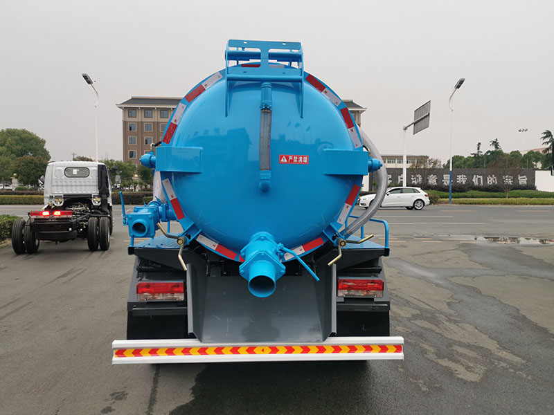 XZL5070GXW6 Sewage suction truck