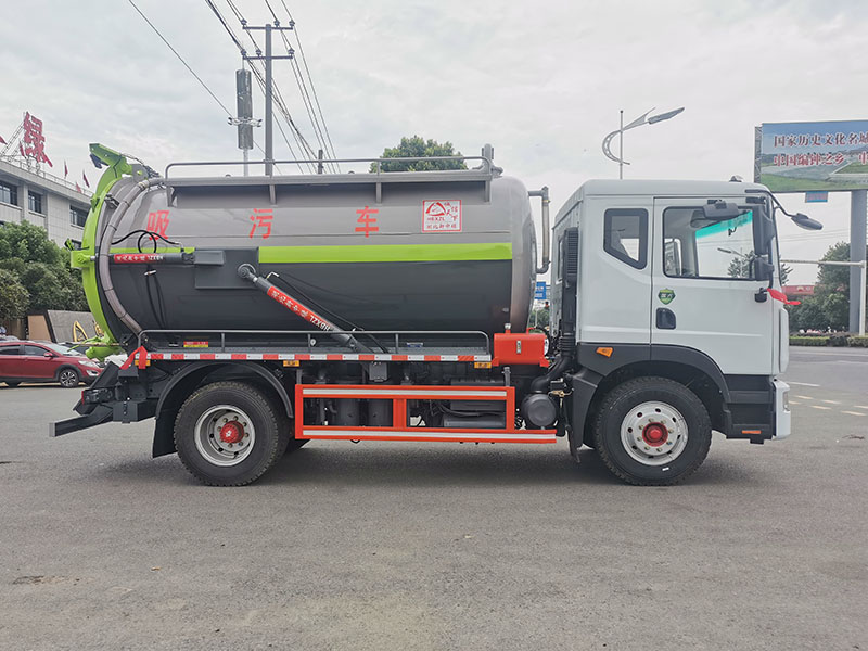 XZL5160GXW6 Sewage suction truck