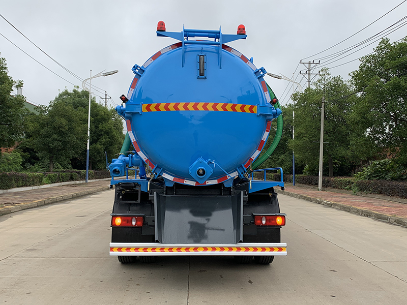 XZL5182GXW6 Sewage suction truck